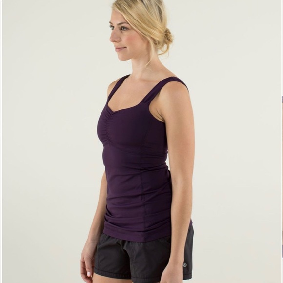 Lululemon Aria Tank II. Size 4 Color: Deep Zinfandel excellent condition - Picture 3 of 13